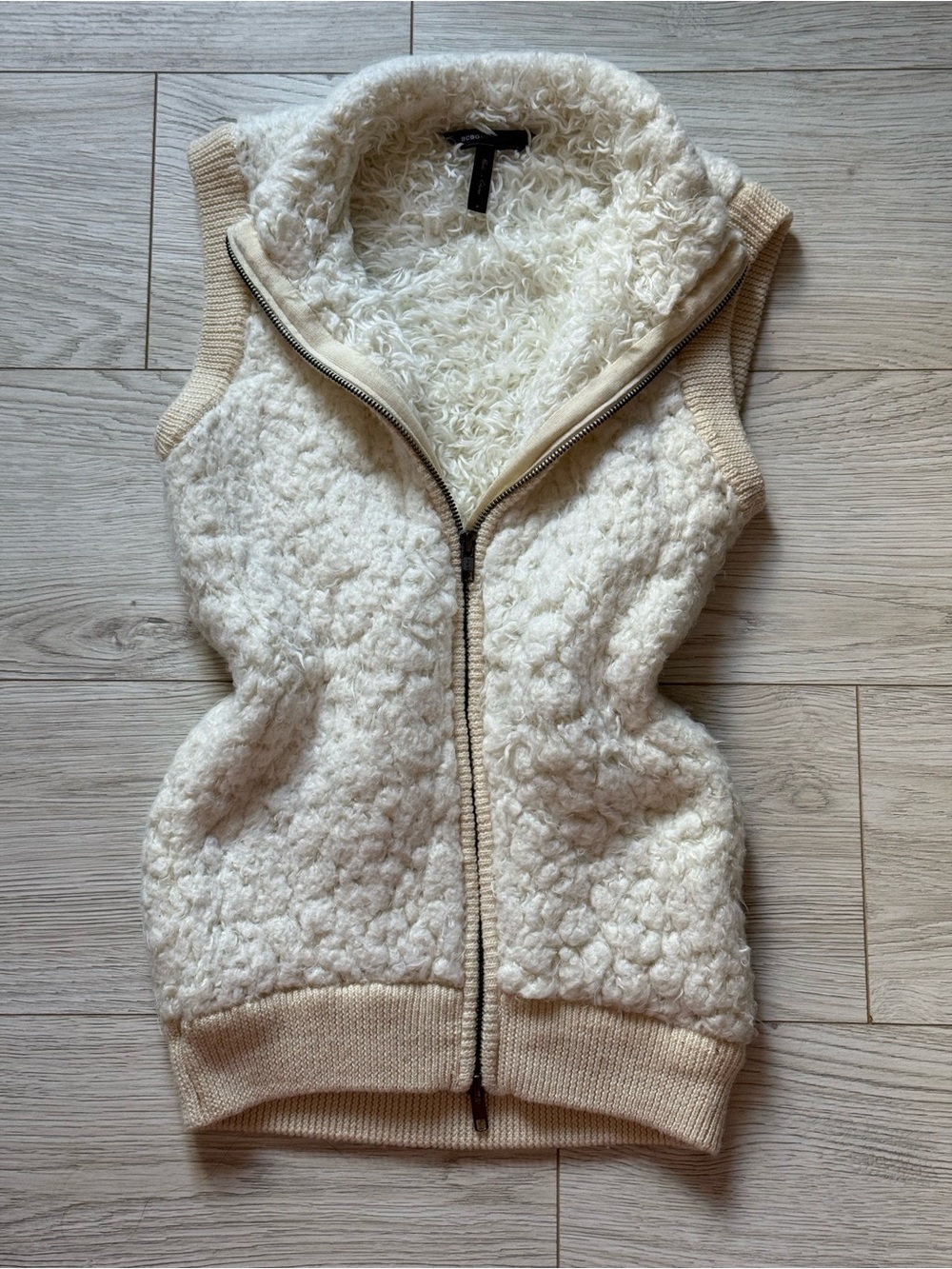 BCBGMaxAzria Cream Sherpa Zip-Front Sleeveless Vest